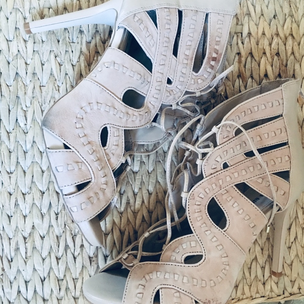 Tan lace up heels.